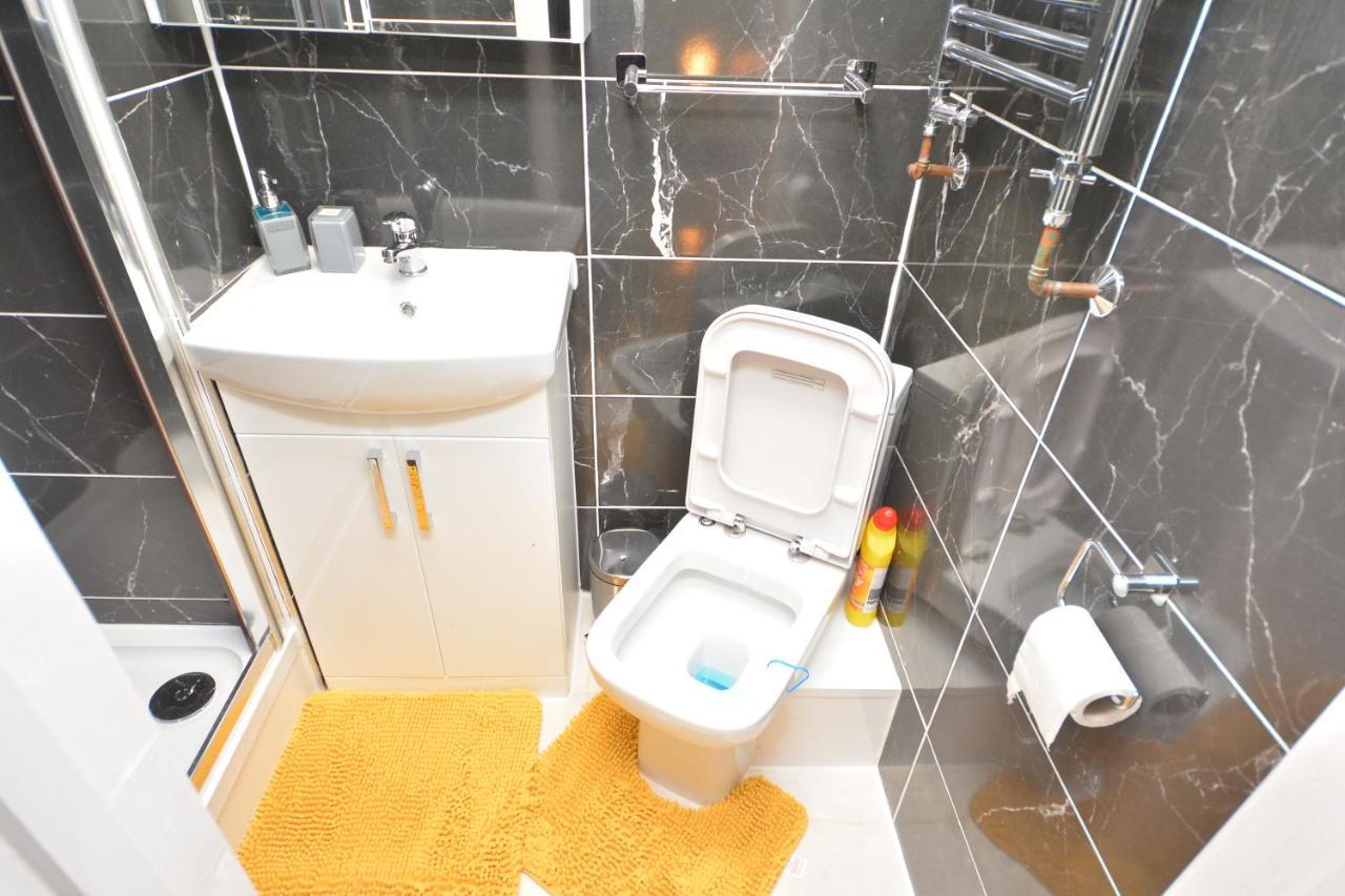 Appartamento Newly Refurbished 3 Bedroom House