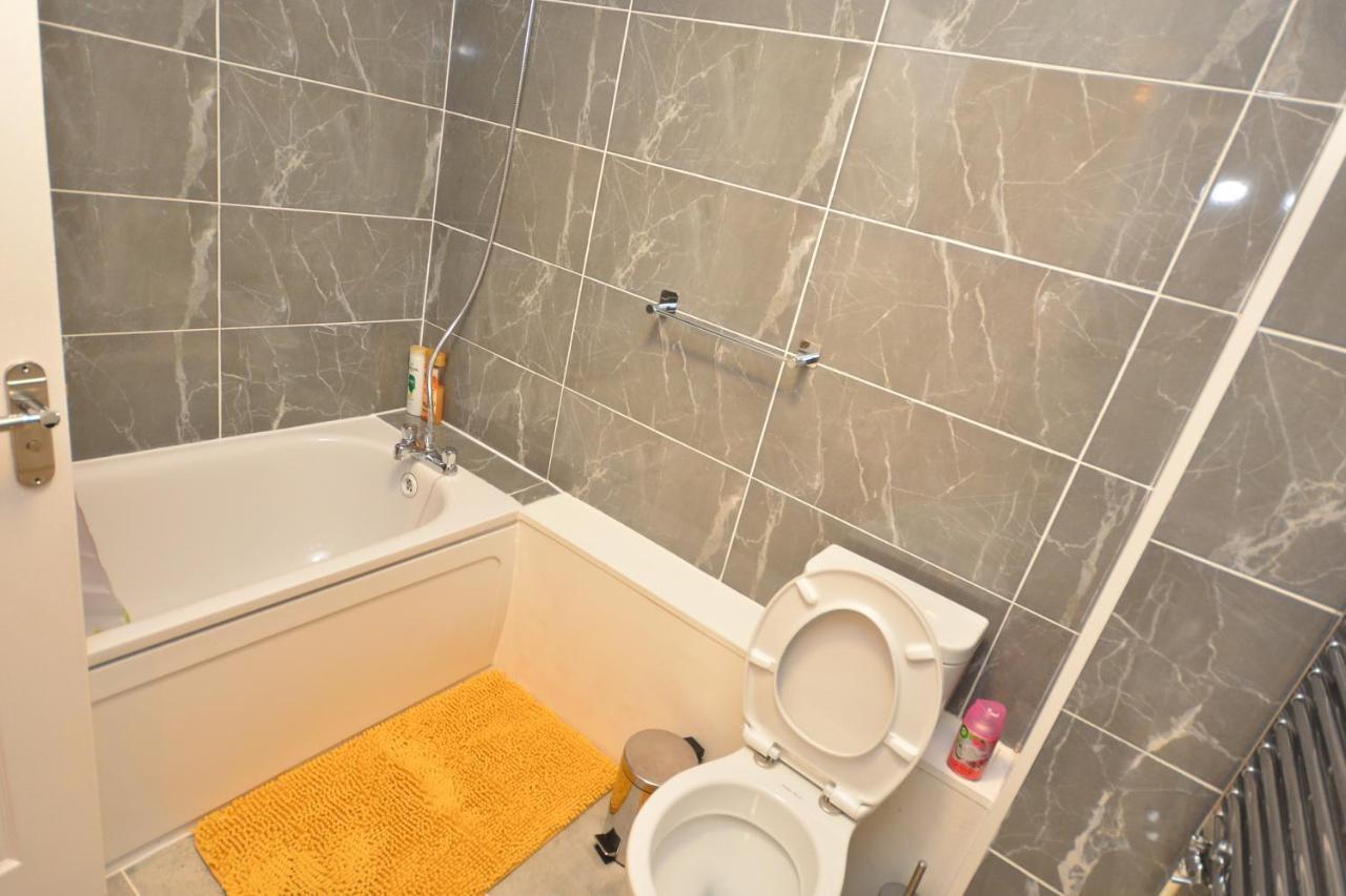Appartamento Newly Refurbished 3 Bedroom House